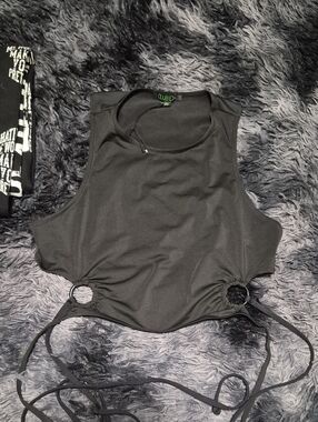 Clubex Black Sleeveless Crop Tank with Side Ring Ties